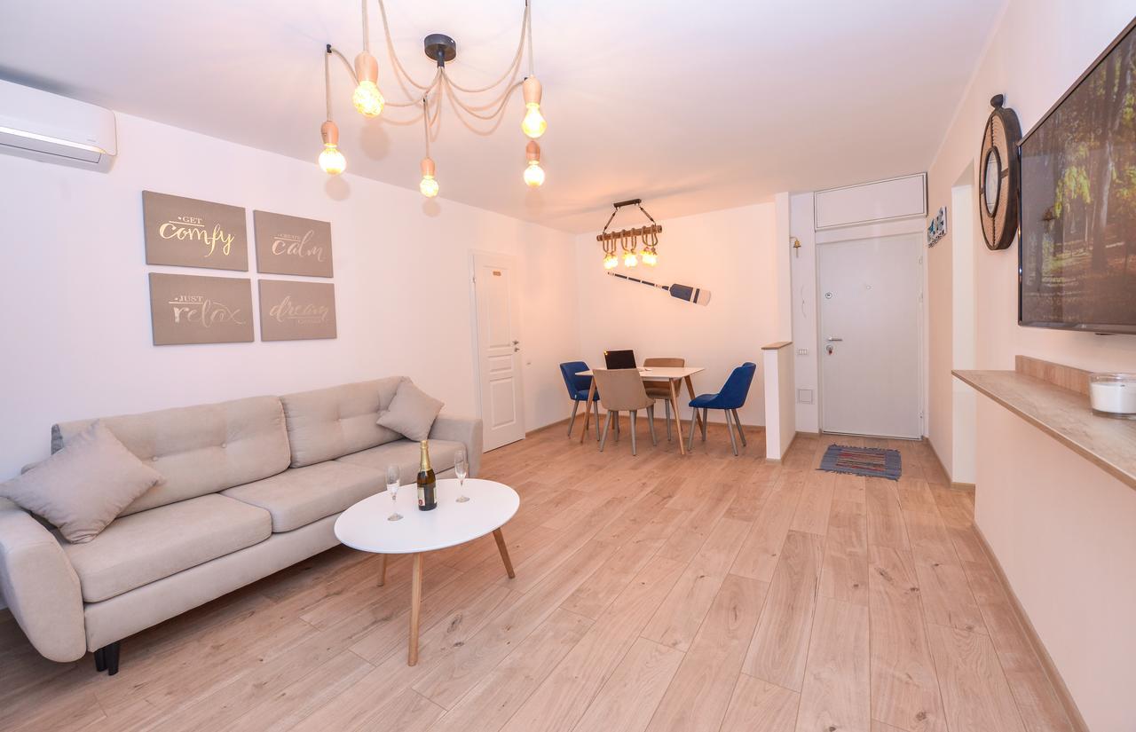 Grand Apartment